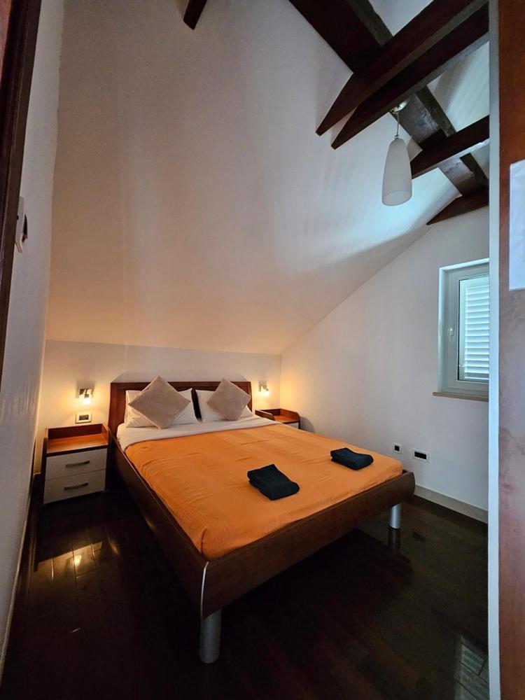 Villa Jade Apartments Front Row Sea View - Walk To Korcula Old Town Medvinjak Eksteriør bilde