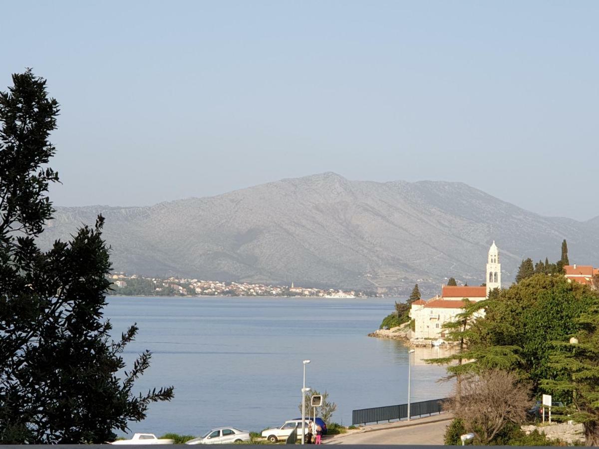 Villa Jade Apartments Front Row Sea View - Walk To Korcula Old Town Medvinjak Eksteriør bilde